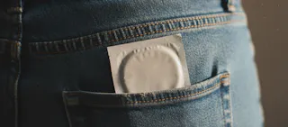 Image of How should a condom fit for the best protection and comfort?